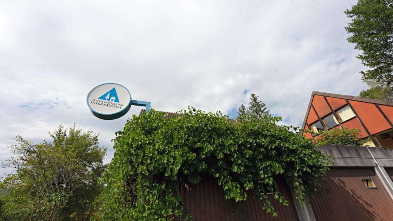 Delemont Youth Hostel Exterior foto
